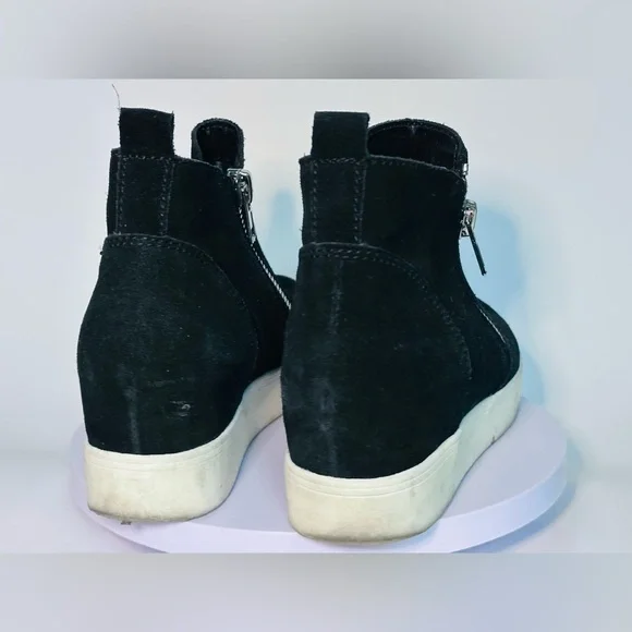 Steve Madden Wedges Metal Side Zip Sneaker Black Suede - Picture 8 of 8